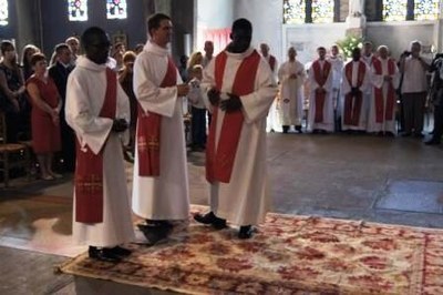 "Laudate Dominum, omnes gentes alleluia"...