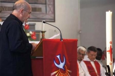 Présentation des ordinands à l'évêque