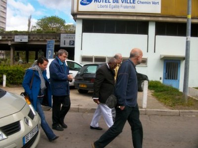 Visite des cités puis repas dans une famille