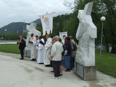 PELERINAGE DIOCESAIN A LOURDES DU 7 AU 12 MAI 2013 - 2 150 164.jpg