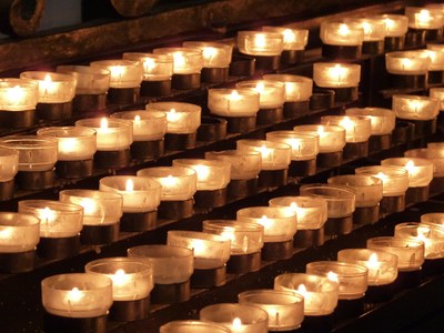 candles 1072228 960 720