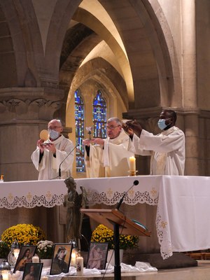 P1066574